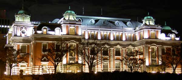 大阪市中央公会堂の夜景